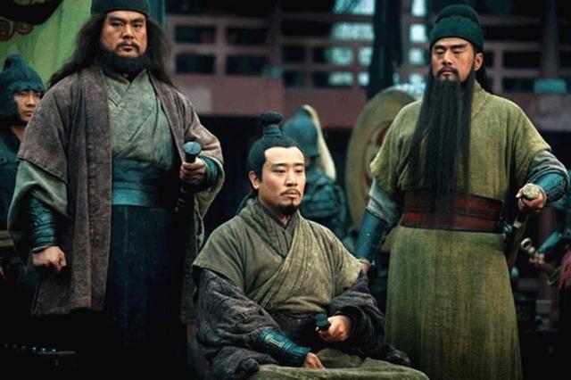 三国演义中，刘备曾经织席贩履，他织的席子上“档次”吗？